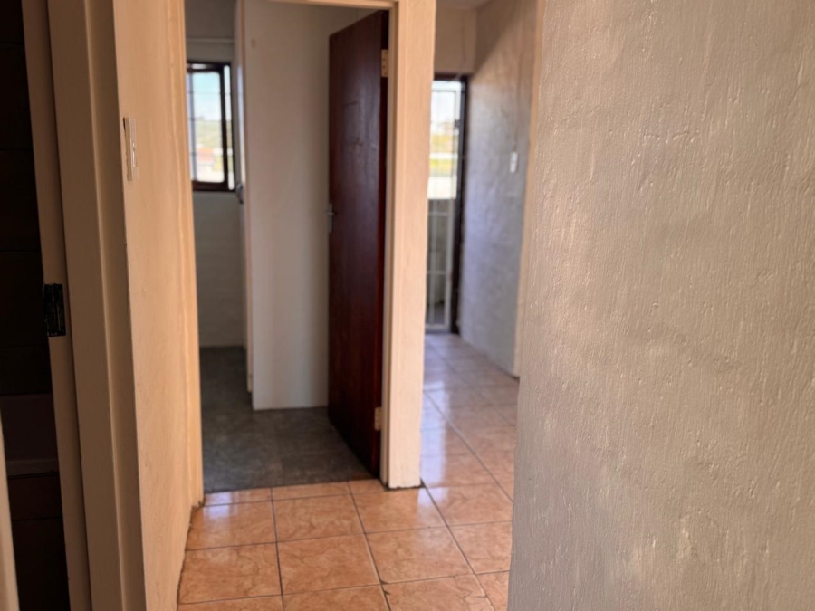 To Let 2 Bedroom Property for Rent in De Almeida Western Cape